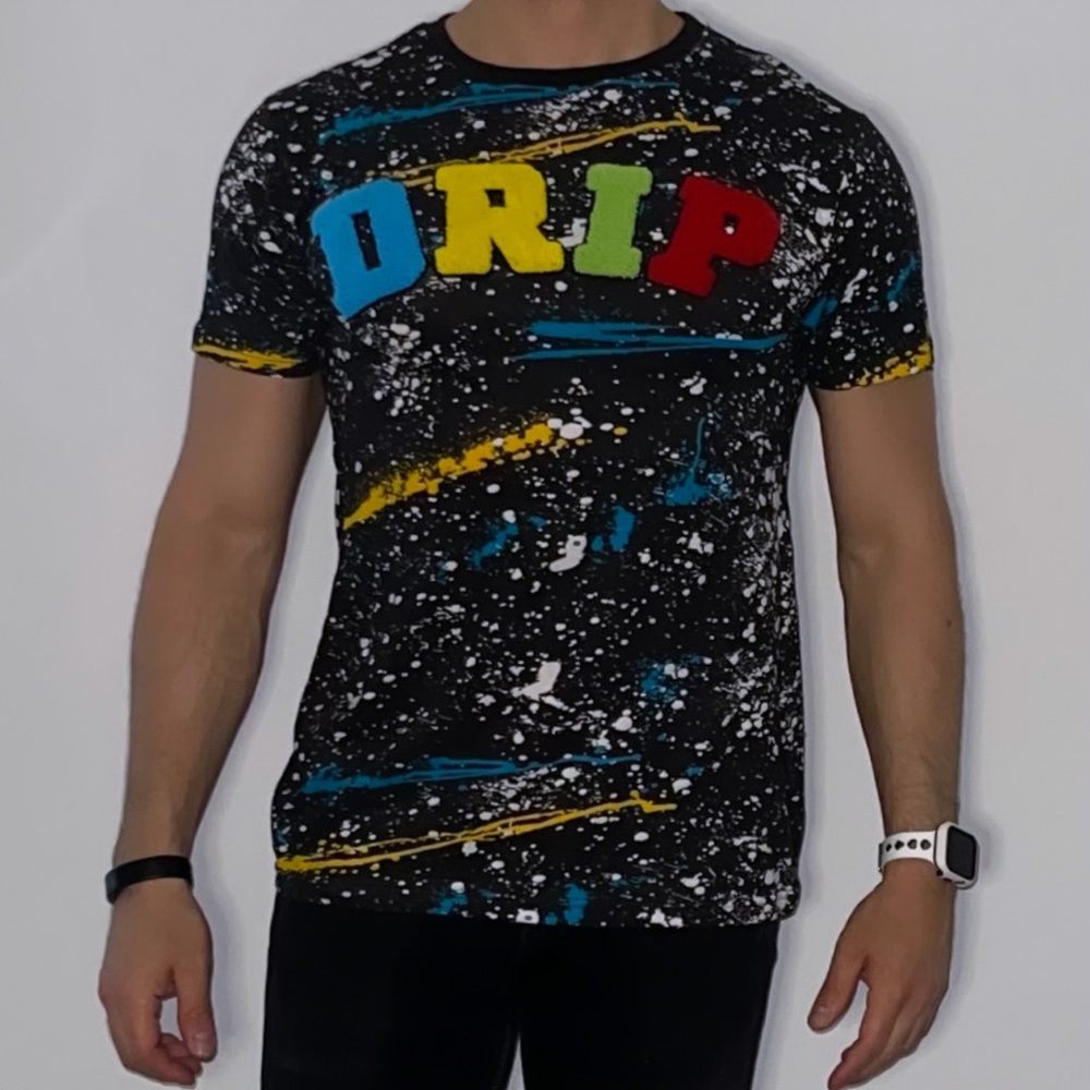T-SHIRT